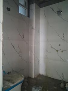 Common Bathroom Image of 1400 Sq.ft 3 BHK Apartment / Flat for sale in Phase 2 Noida for Rs. 5800000