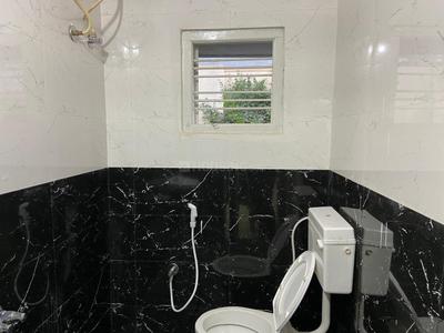 Bathroom Image of 1000 Sq.ft 2 BHK Builder Floor for rent in K R Puram Bengaluru for Rs. 23000
