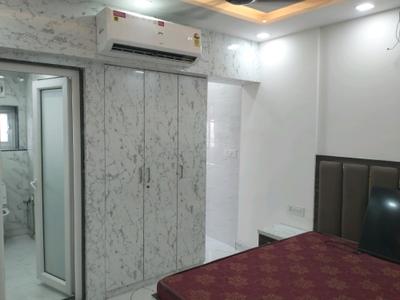 Bedroom Image of 367 Sq.ft 1 RK Apartment / Flat for rent in DLF Capital Greens Phase 1 And 2, Karampura New Delhi for Rs. 24500