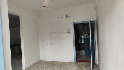 Living Room Image of 610 Sq.ft 1 BHK Apartment / Flat for rent in Udvada Valsad for Rs. 4000