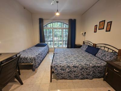 Hall Image of 2000 Sq.ft 3.5 BHK Apartment / Flat for rent in Sudhir Amrapali Complex, Kalyani Nagar Pune for Rs. 125000