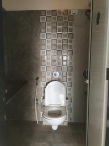 Bedroom Image of 650 Sq.ft 1 BHK Apartment / Flat for rent in Rajendra Dolphin Tower, Malad West Mumbai for Rs. 34000
