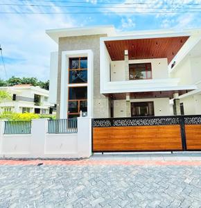 Image of 4500 Sq.ft 4 BHK Independent House for sale in Uthandi, Chennai for Rs. 30000000