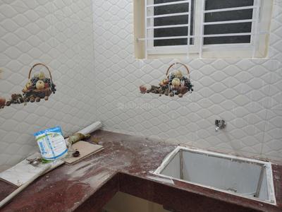 Bathroom Image of 500 Sq.ft 1 BHK Independent House for rent in S Alangulam Madurai for Rs. 8500