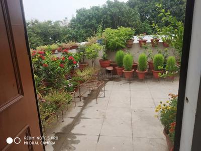 Balcony Image of 1400 Sq.ft 1 RK Builder Floor for rent in Gomti Nagar Lucknow for Rs. 15000
