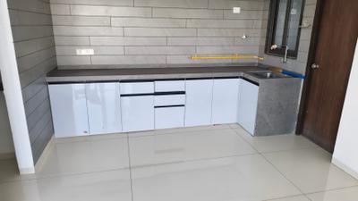 Kitchen Image of 2034 Sq.ft 3 BHK Apartment / Flat for rent in The Centrium, Memnagar Ahmedabad for Rs. 42500