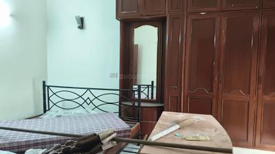 Bedroom Image of 1500 Sq.ft 2 BHK Builder Floor for rent in Shivalik New Delhi for Rs. 60000