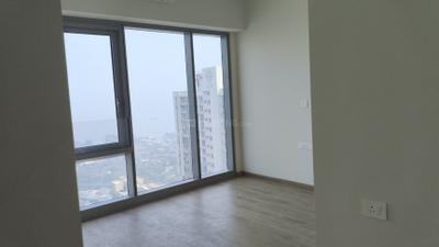 Bedroom Image of 700 Sq.ft 2 BHK Apartment / Flat for rent in Piramal Aranya, Byculla Mumbai for Rs. 110001