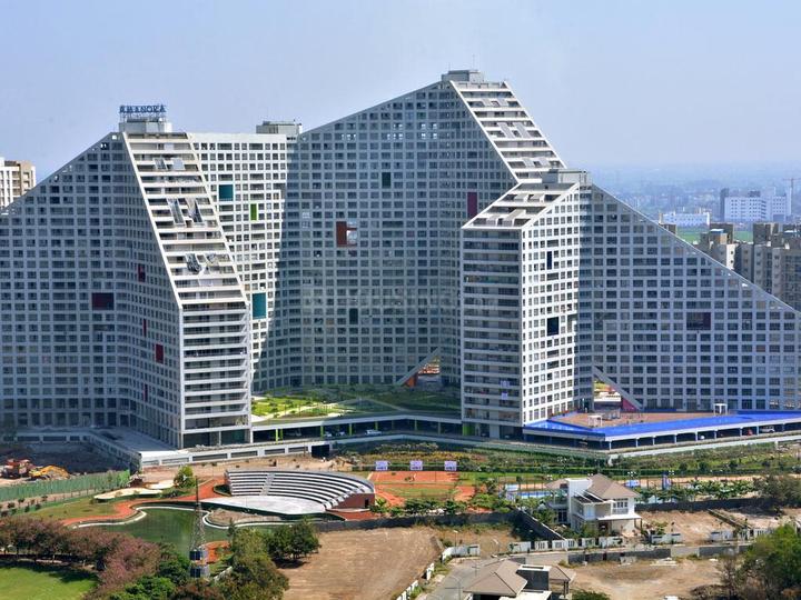 Amanora Future Towers Main Image 1