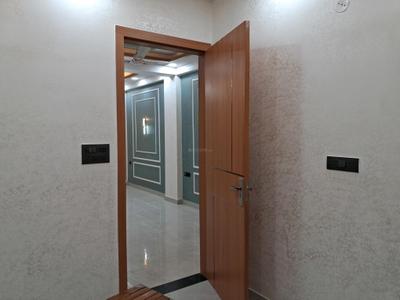 Bedroom Image of 1050 Sq.ft 2 BHK Apartment / Flat for sale in Skyline Dev Residency, Sector 104 Noida for Rs. 4500000
