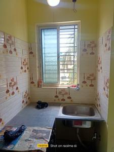 Kitchen Image of 850 Sq.ft 2 BHK Apartment / Flat for rent in Paschim Putiary Kolkata for Rs. 12400
