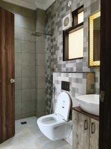 Common Bathroom Image of 1710 Sq.ft 3 BHK Apartment / Flat for sale in Vipul World, Sector 48 Gurgaon for Rs. 25000000