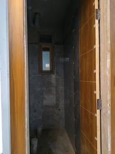 Common Bathroom Image of 900 Sq.ft 3 BHK Builder Floor for sale in DLF Ankur Vihar Ghaziabad for Rs. 3575004