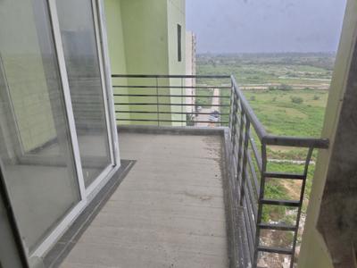 Balcony Image of 2100 Sq.ft 3 BHK Apartment / Flat for rent in Sushant Golf City Lucknow for Rs. 30000