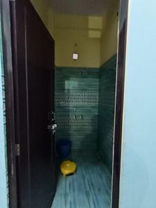 Bathroom Image of 1000 Sq.ft 2 BHK Villa for rent in Roberts Lines Lucknow for Rs. 9000