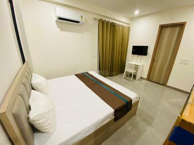 Bedroom Image of Urbanroomz  in Sector 52, Gurgaon