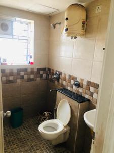 Bathroom Image of 1160 Sq.ft 2 BHK Apartment / Flat for sale in Rohan Primero, Padil Mangalore for Rs. 6000000