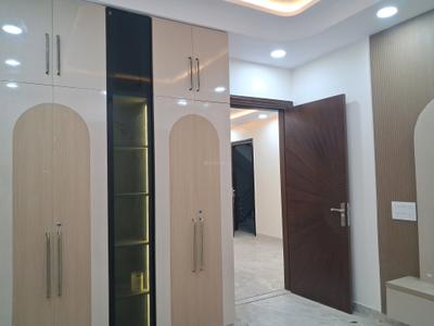 Bedroom Image of 2250 Sq.ft 4 BHK Builder Floor for sale in Paschim Vihar New Delhi for Rs. 41000000
