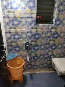Common Bathroom Image of 2002 Sq.ft 3.5 BHK Independent House for rent in Sangath 2, Motera Ahmedabad for Rs. 30000