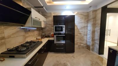 Kitchen Image of 5500 Sq.ft 6 BHK Duplex for sale in Punjabi Bagh New Delhi for Rs. 98000000