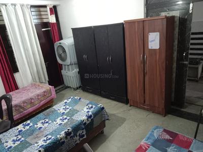 Bedroom Image of Radhe girls pg  in Uttam Nagar, New Delhi