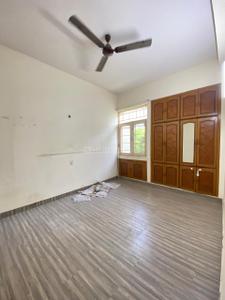 Bedroom Image of 2000 Sq.ft 3 BHK Duplex for rent in Chi II Greater Noida for Rs. 26000