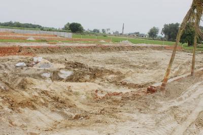 Image of 100 Sq.ft Residential Plot / Land for sale in Sector 17A, Greater Noida for Rs. 2700000