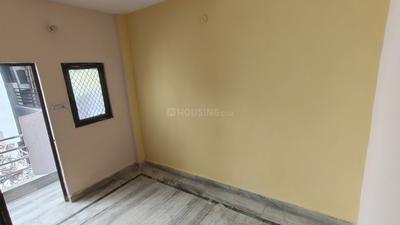 Image of 450 Sq.ft 2 BHK Builder Floor for rent in Mahavir Enclave, New Delhi for Rs. 9000