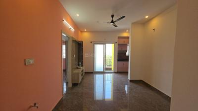 Living Room Image of 900 Sq.ft 2 BHK Builder Floor for rent in Singasandra Bengaluru for Rs. 30001