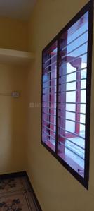 Bedroom Image of 600 Sq.ft 1 BHK Independent House for rent in Thoraipakkam Chennai for Rs. 18000