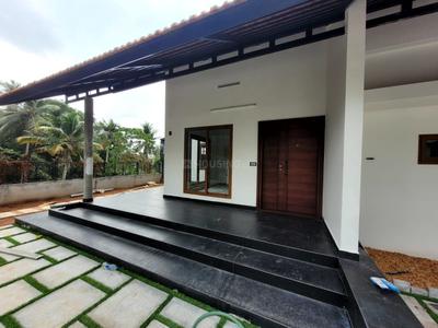 Balcony Image of 4500 Sq.ft 4 BHK Independent House for sale in Thevakkal Kochi for Rs. 35000000