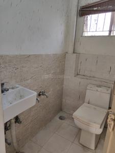 Bathroom Image of 1100 Sq.ft 2 BHK Apartment / Flat for sale in DDA Flats Munirka, Munirka New Delhi for Rs. 26000000