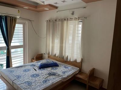Bedroom Image of 1260 Sq.ft 3 BHK Villa for rent in  Abhishek Bungalows, Bhat Ahmedabad for Rs. 38000