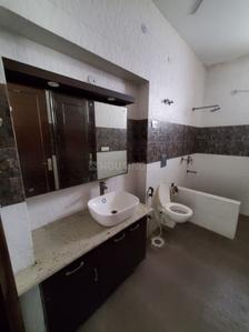 Image of 2275 Sq.ft 3 BHK Builder Floor for rent in Sector 46, Noida for Rs. 55000
