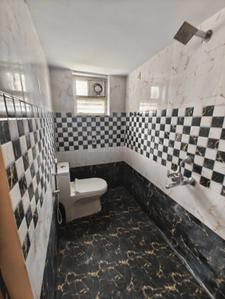 Bathroom Image of 1750 Sq.ft 3 BHK Apartment / Flat for rent in Pothinamallayya Palem Visakhapatnam for Rs. 15000