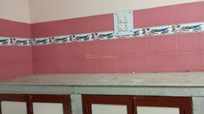 Kitchen Image of 800 Sq.ft 2 BHK Apartment / Flat for rent in Hari Nagar New Delhi for Rs. 35000
