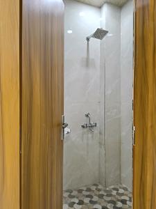 Common Bathroom Image of 900 Sq.ft 2 BHK Builder Floor for sale in Indirapuram Ghaziabad for Rs. 6500000