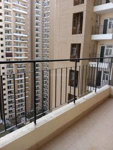 Balcony Image of 1375 Sq.ft 3.5 BHK Apartment / Flat for sale in Amrapali Crystal Homes Phase 1, Sector 76 Noida for Rs. 17200000