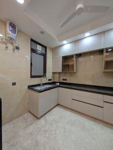 Kitchen Image of 2000 Sq.ft 3 BHK Builder Floor for sale in Greater Kailash New Delhi for Rs. 57500000