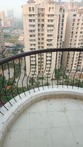 Balcony Image of 1000 Sq.ft 2.5 BHK Apartment / Flat for sale in Amrapali Silicon City, Sector 76 Noida for Rs. 12100000