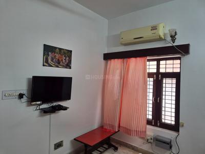Bedroom Image of 1800 Sq.ft 2 BHK Builder Floor for rent in Eldeco II Lucknow for Rs. 20000