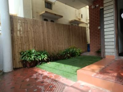 Car Garage Image of 2700 Sq.ft 4 BHK Villa for rent in Vidyaranyapura Bengaluru for Rs. 63000