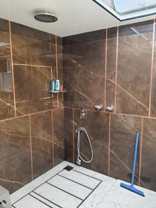 Bathroom Image of 1250 Sq.ft 2 BHK Apartment / Flat for rent in K Raheja Woods, Kalyani Nagar Pune for Rs. 48000