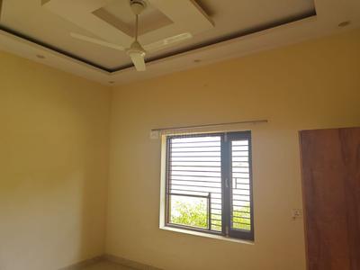 Bedroom Image of 1700 Sq.ft 3 BHK Independent House for rent in Sector 26 Noida for Rs. 41000
