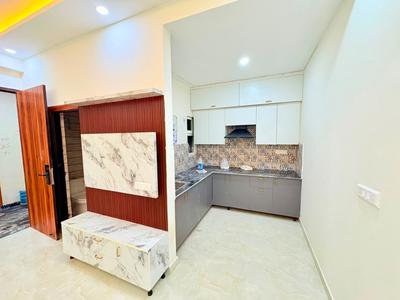 Kitchen Image of 1250 Sq.ft 2 BHK Builder Floor for sale in Sam Florance, Noida Extension Greater Noida for Rs. 4400000