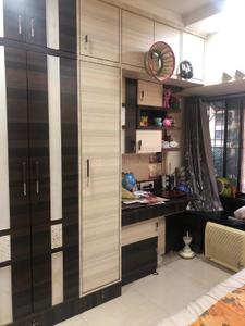 Bedroom Image of 910 Sq.ft 2 BHK Apartment / Flat for rent in Kasarvadavali Thane for Rs. 28000
