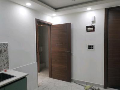 Living Room Image of 600 Sq.ft 2 BHK Builder Floor for sale in Mayur Vihar Phase 1 New Delhi for Rs. 4000000