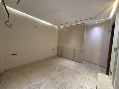 Bedroom Image of 2000 Sq.ft 3 BHK Builder Floor for sale in Raja Garden New Delhi for Rs. 36500000