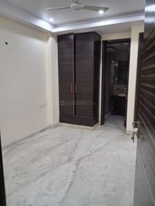 Bedroom Image of 1000 Sq.ft 2 BHK Builder Floor for sale in Ramesh Nagar New Delhi for Rs. 13500000