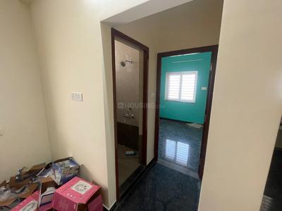 Hall Image of 1000 Sq.ft 2 BHK Independent House for rent in Sholinganallur Chennai for Rs. 30000
